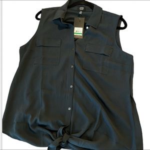 Jones New York Signature Short Sleeve Blouse , Size Large , Color Ink